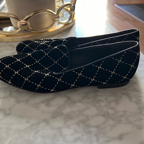 Chanel monogram black and silver loafers like new! - Picture 2 of 4